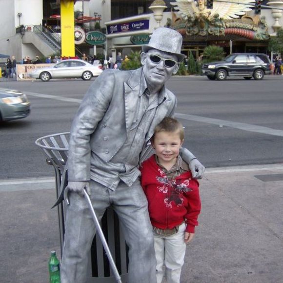 Meet your Posher, Nikki - Picture 1 of 1